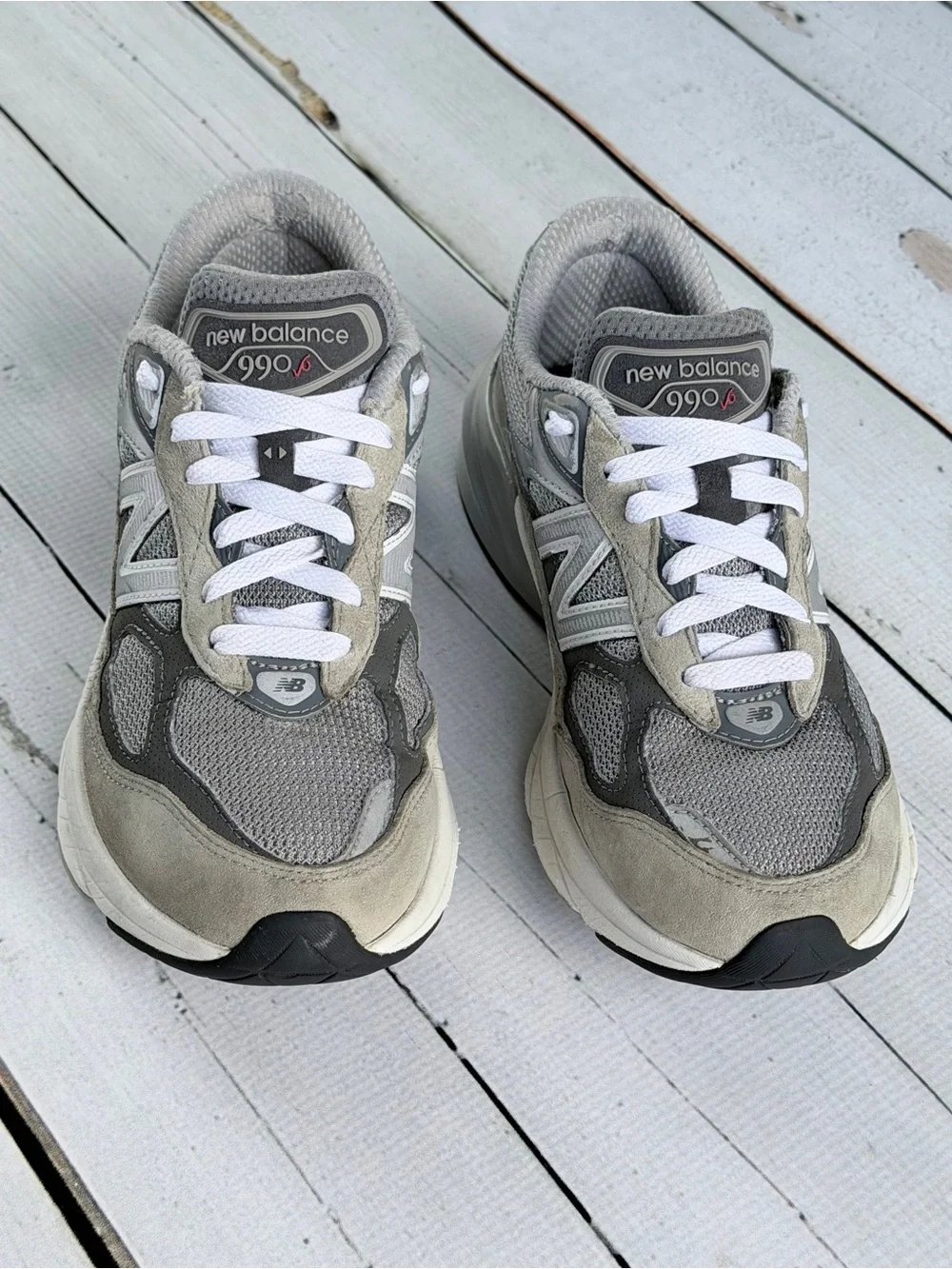 New Balance Made in USA 990v6 - Kids/Youth 4.5Y (Fits Women's 6)